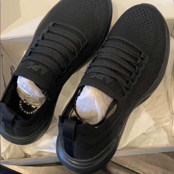 APL Shoes - Women’s techloom breeze